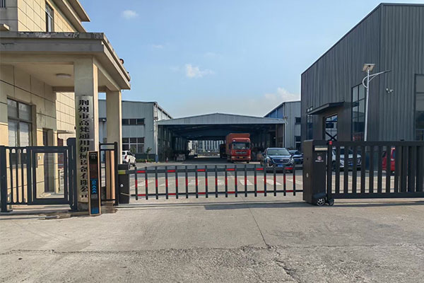 榮高智能新款伸縮平移門(mén)PY08.智能車(chē)牌識(shí)別系統(tǒng)，人臉識(shí)別系統(tǒng)，鋁合金人行門(mén)再次入駐泰晟融和公司